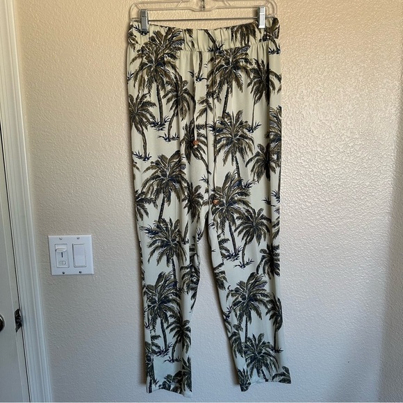 Soft Surroundings Tencel Relax Pull On Tropical Palm Tree Summer Pants - Picture 3 of 11